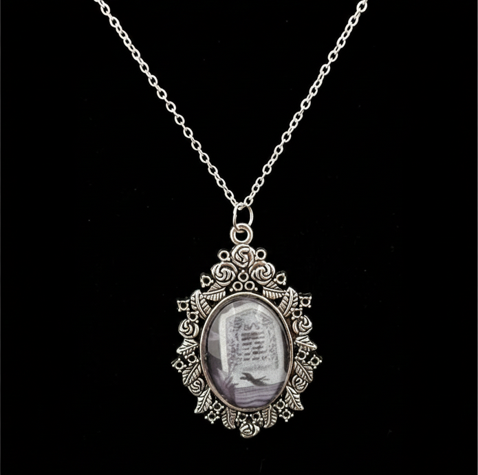 Gothic Cameo Black Background - Full Bleed