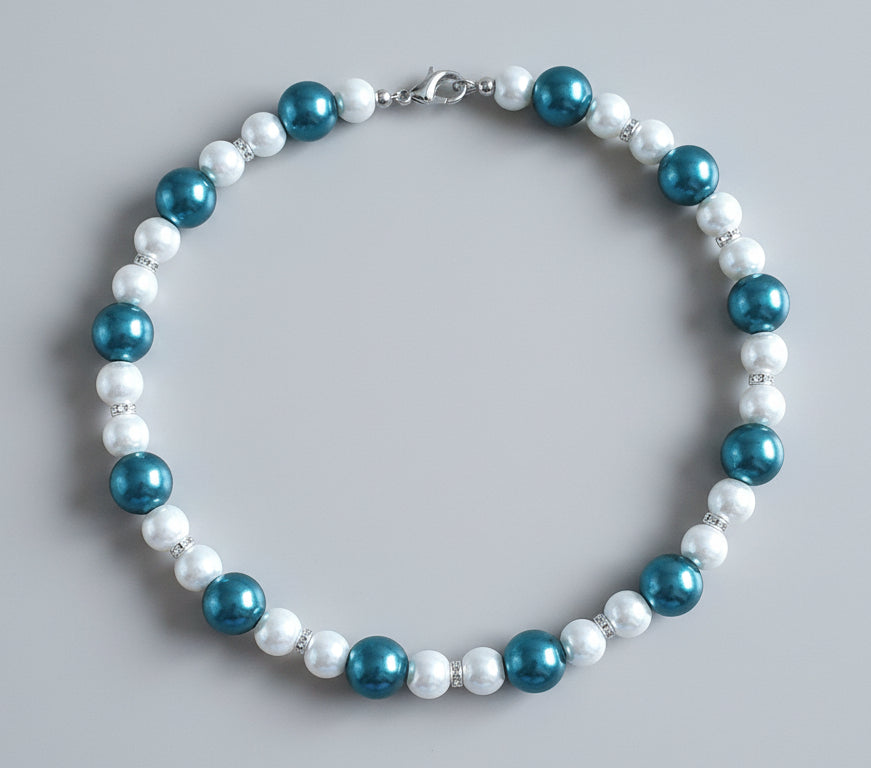 Green Pearl Beaded Necklace 