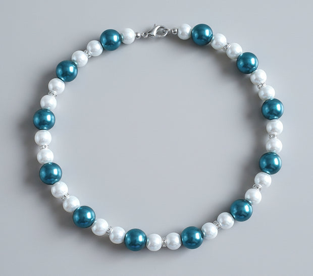 Green Pearl Beaded Necklace 