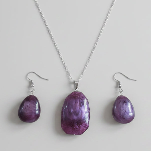 Purple stone jewelry set with necklace and earrings